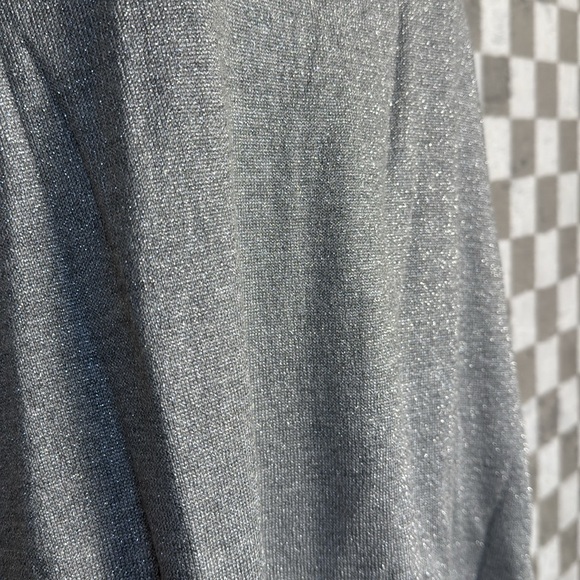 Monroe and Main 3X silver tinsel, pearl midi dress long sleeve - Picture 4 of 9